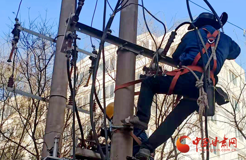 寒潮來襲，武山供電公司吹響防寒抗寒“集結號”