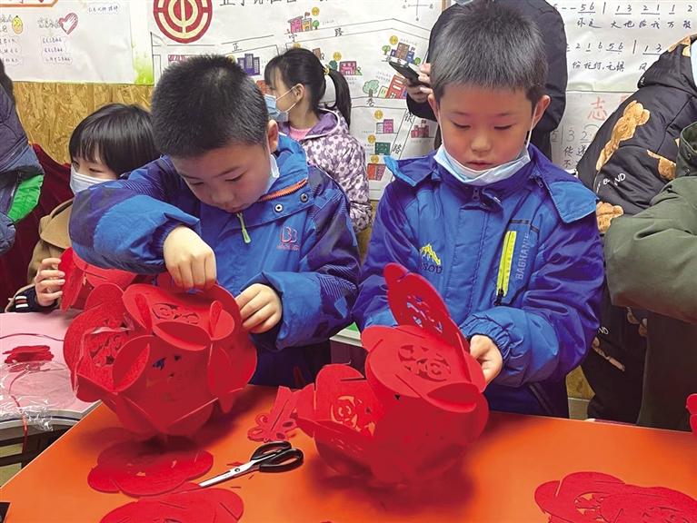 【網絡中國節·元宵】別開生面鬧元宵 蘭州市群眾多種形式歡慶佳節