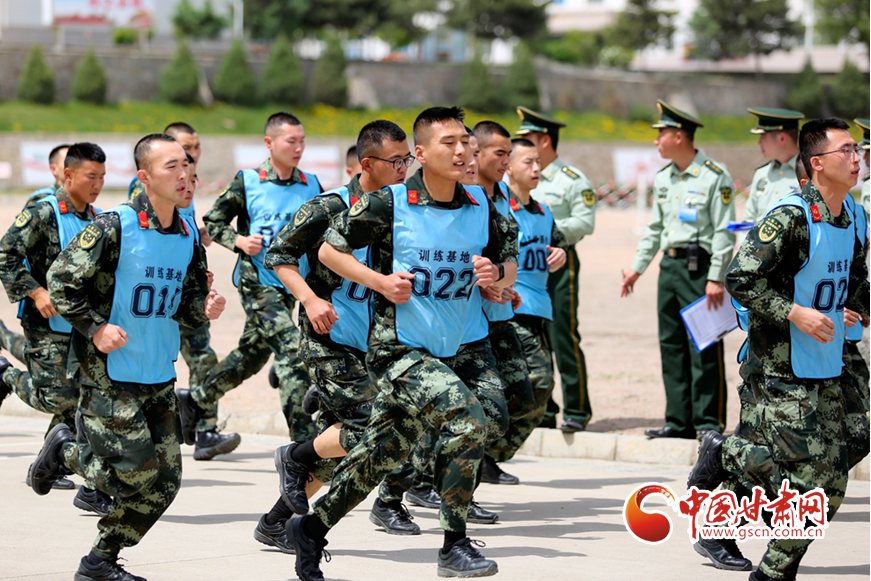 【隴拍客】甘肅武警：沖刺！向著心中的軍校夢