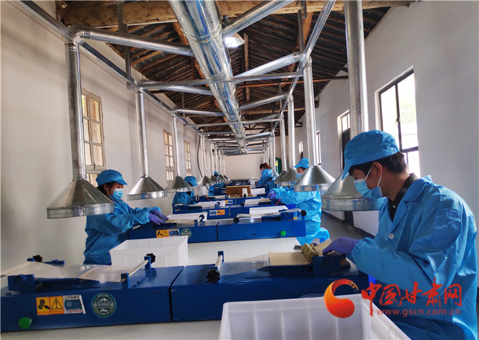 《甘肅省工程建設(shè)領(lǐng)域農(nóng)民工工資專用賬戶管理暫行辦法實(shí)施細(xì)則》出臺(tái)