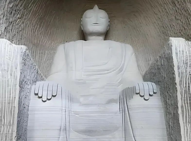 自制“奧特曼石窟”風(fēng)波