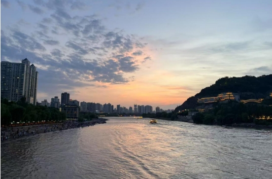 金城煙火夜未央 城關旅游熱力“漲”